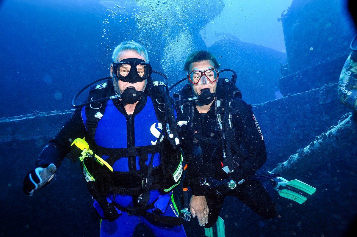Sharm El Sheikh: Advanced Open Water Diver Course