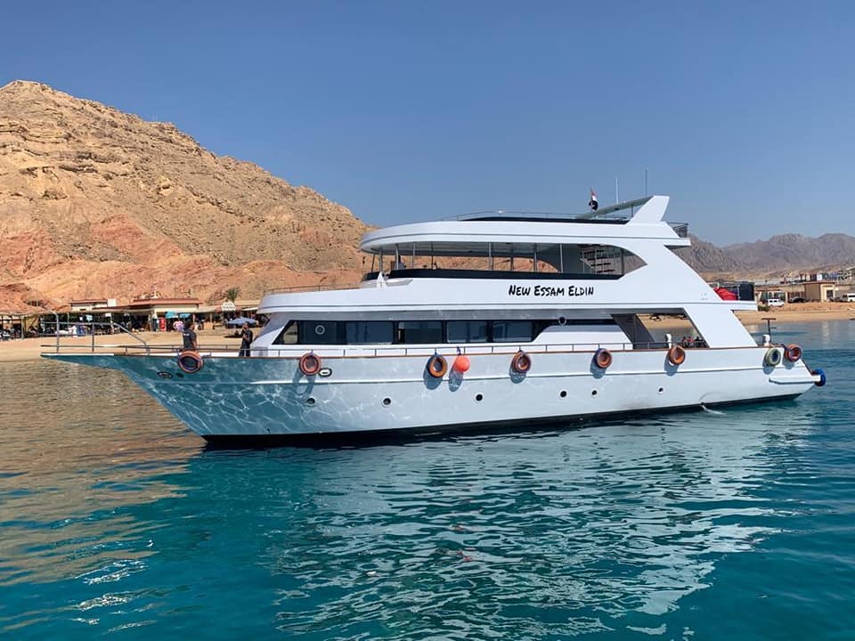 Sharm El Sheikh: Private Boat Trip to Tiran Island