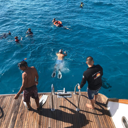 Hurghada: Delfintour mit Schnorcheln und Bananenboot