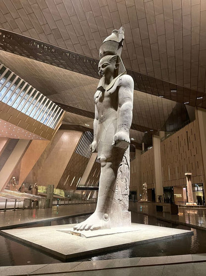 Eintrittskarten ohne Anstehen für das Große Ägyptische Museum, Führung und Tutanchamun-Show