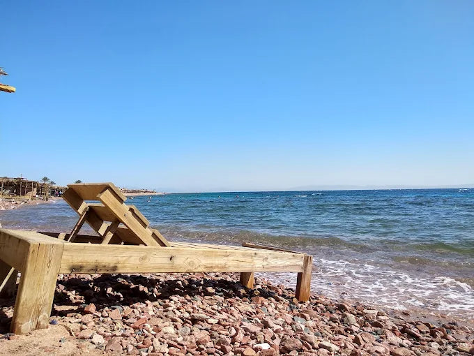 シャルム・エル・シェイク発: サラマ・カラード・キャニオン、スリープールズとダハブ・ジープサファリ・アドベンチャー