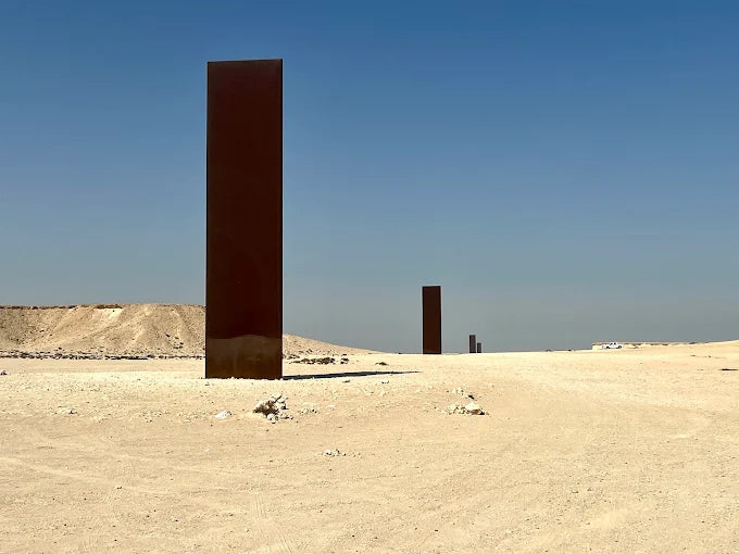 Doha: Vestkysttur til Zekreet Rocks og Richard Serra