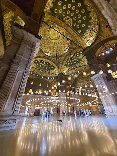 Cairo: Guided Tour to the Pyramids, Bazaar, and Salah El Deen Citadel