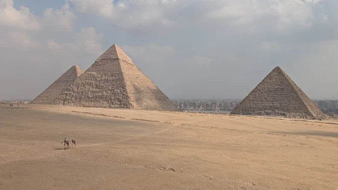 Cairo: Giza Pyramids and Sphinx Tour with River Nile Felucca Sailboat Ride