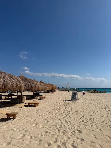 Hurghada: Hula Hula Island Boat Trip with Snorkeling and Lunch