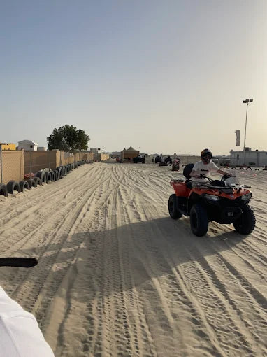 Doha: Safari Gurun dengan Sepeda Quad, Dune Buggy, Sandboarding dan Naik Unta