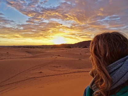 Merzouga: Perjalanan Menginap Semalam di Kamp Gurun Mewah dengan Naik Unta