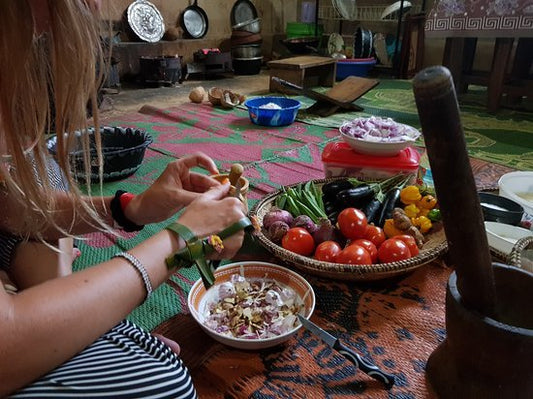 Zanzibar: Culinary Class and Sunset Dhow Cruise with Snorkeling