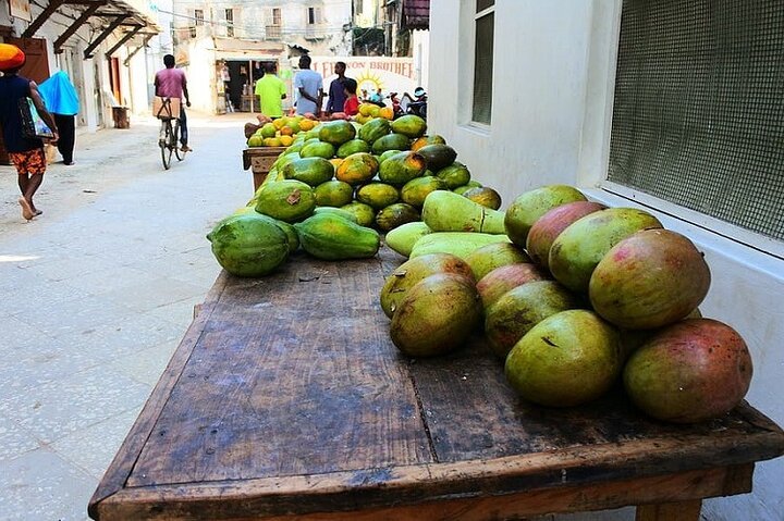 Zanzibar: Full - Day Stone Town and Prison Island Private Tour with Snorkeling