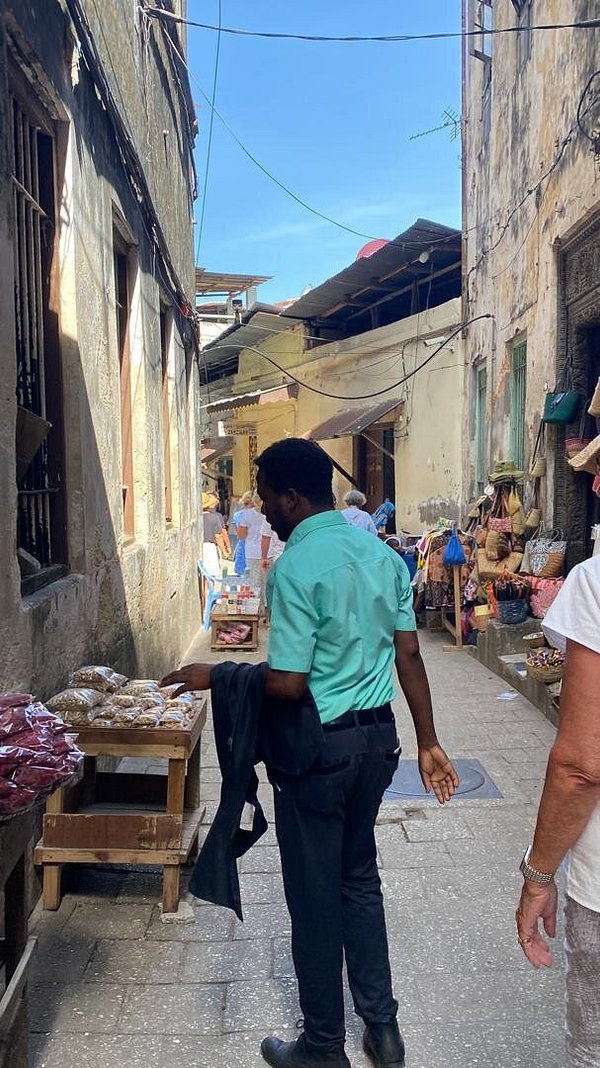 Zanzibar: Full - Day Stone Town and Prison Island Private Tour with Snorkeling