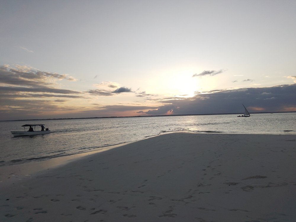 Zanzibar: Full - Day Stone Town and Prison Island Private Tour with Snorkeling