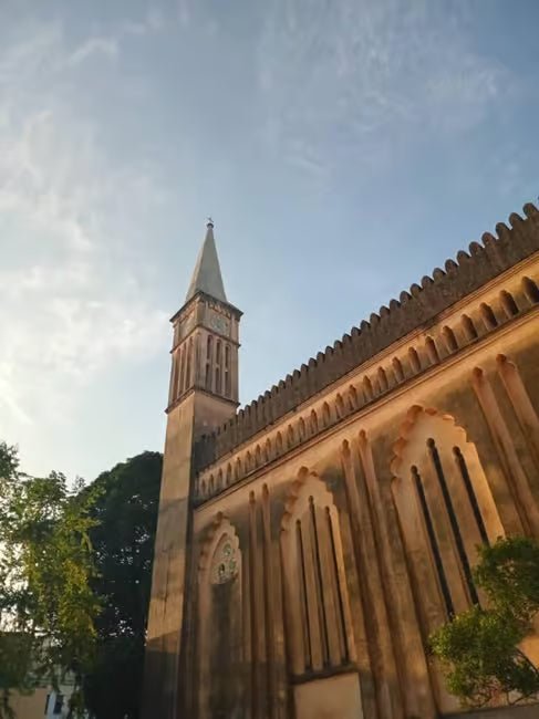 Zanzibar: Full - Day Stone Town Walk, Spice Farm and Prison Island Safari