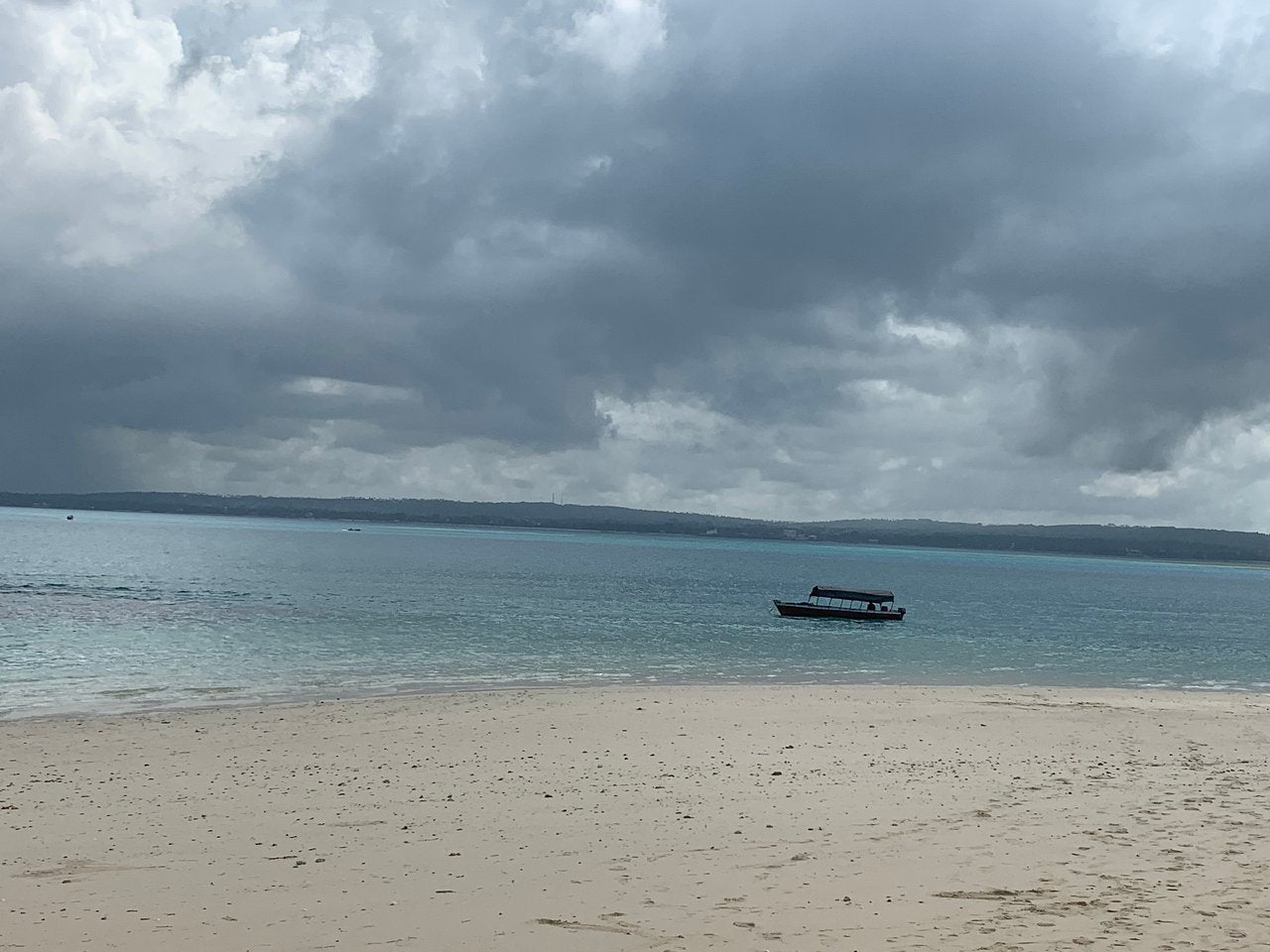 Zanzibar: Prison Island and Nakupenda Beach Snorkeling Trip with Lunch