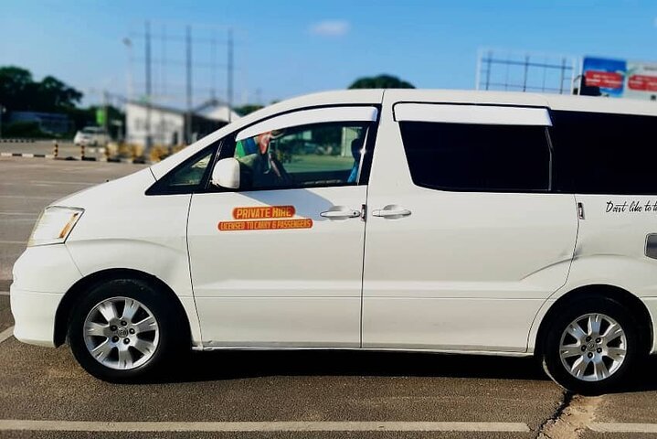Zanzibar: Private Airport Transfer to Hotels in Zanzibar