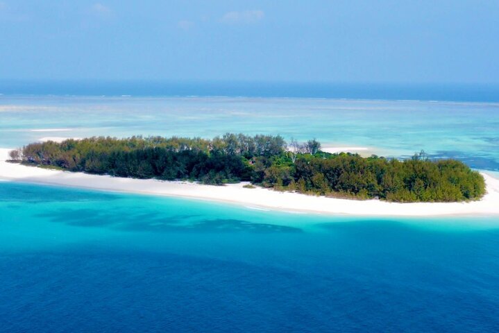 Zanzibar: Private Mnemba Island Snorkeling Tour with Hotel Pickup