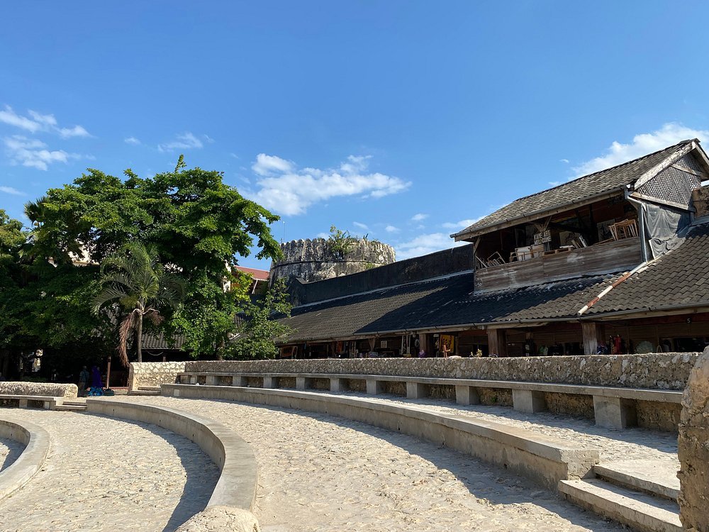 Zanzibar: Private Tour of Stone Town, Peace Memorial Museum and Nakupenda Beach