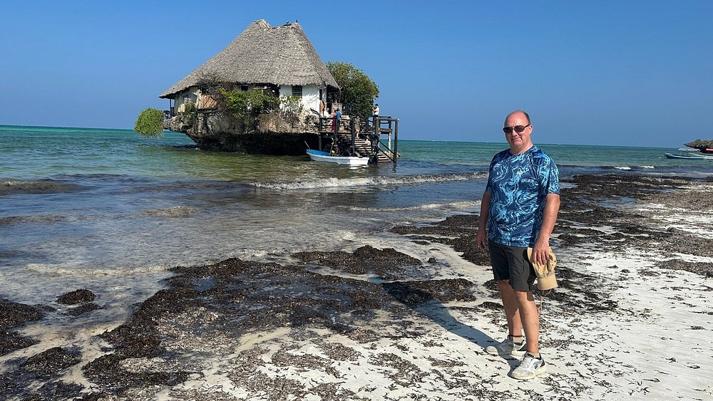 Zanzibar: Private Transfer to The Rock Restaurant