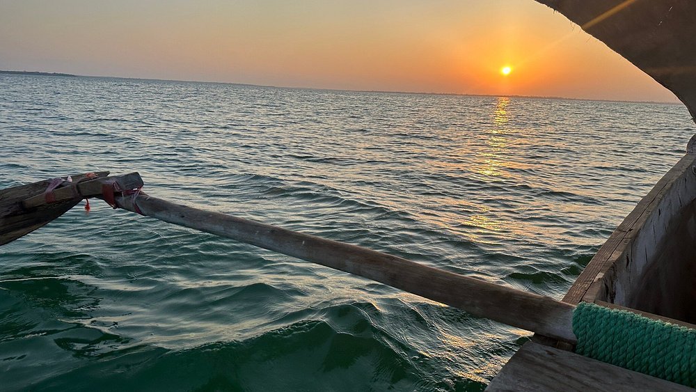 Zanzibar: Private Transfer to The Rock Restaurant