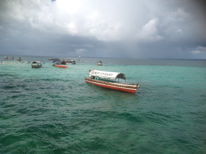 Zanzibar: Stone Town and Prison Island Guided Tour with Hotel Pickup