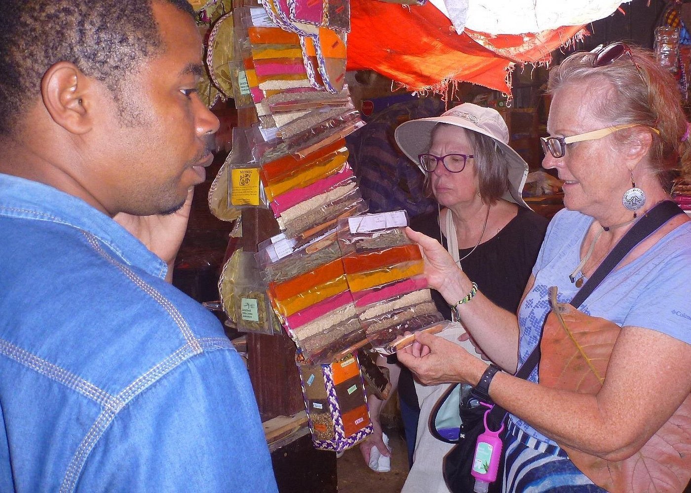 Zanzibar: Stone Town and Spice Farm Guided Walking Tour