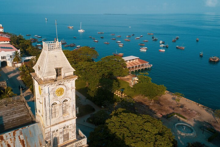 Zanzibar: Stone Town Private Tour to Iconic Sites and Markets