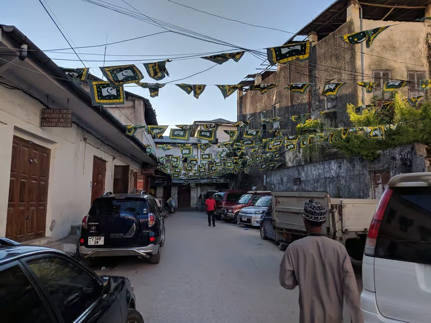 Zanzibar: Stone Town Walking Tour with Lunch