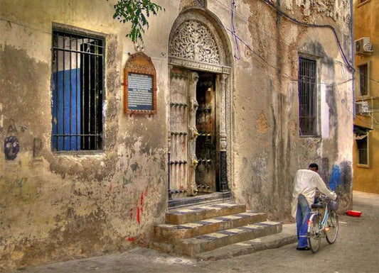 Zanzibar: Stone Town Walking Tour with Lunch and a Local Guide
