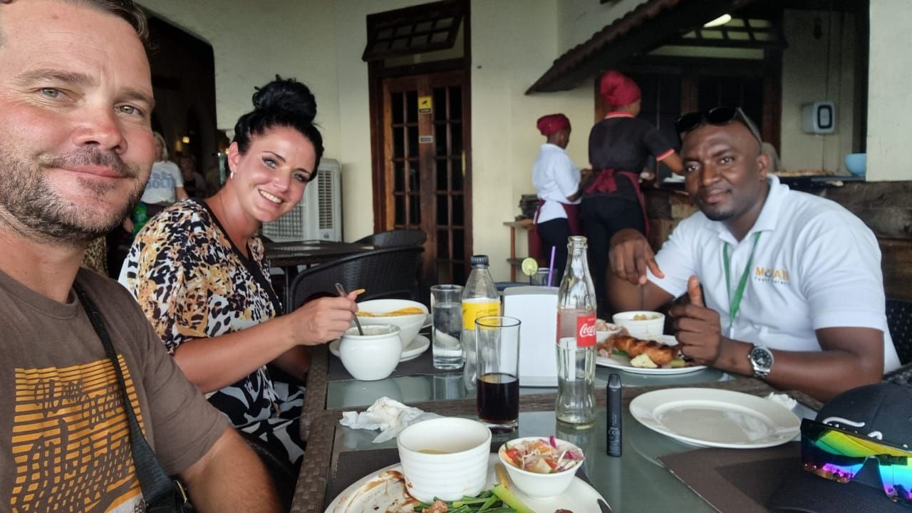 Zanzibar: Stone Town Walking Tour with Lunch and a Local Guide