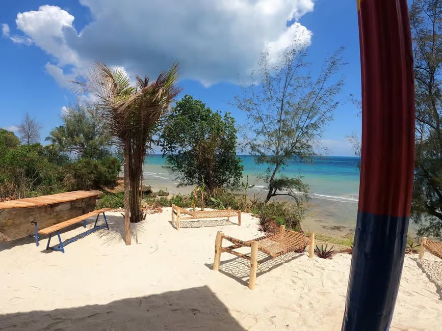 Zanzibar: Swahili Spice Farm Tour and Culinary Experience at Arnoldi’s on the Cliff