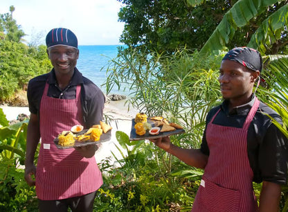 Zanzibar: Swahili Spice Farm Tour and Culinary Experience at Arnoldi’s on the Cliff