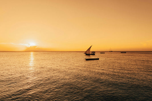 Zanzibar: Traditional Sunset Dhow Cruise from Nungwi with Music