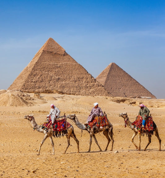 Cairo: Giza Pyramids and Sphinx Tour with River Nile Felucca Sailboat Ride