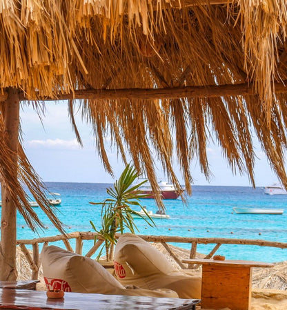 Hurghada: Luxus-VIP-Yachtausflug zur Orange Bay mit Mittagessen