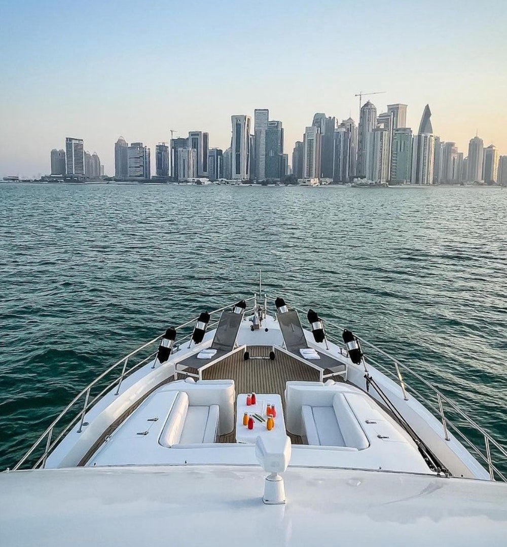 Doha: viagem noturna de iate e jantar
