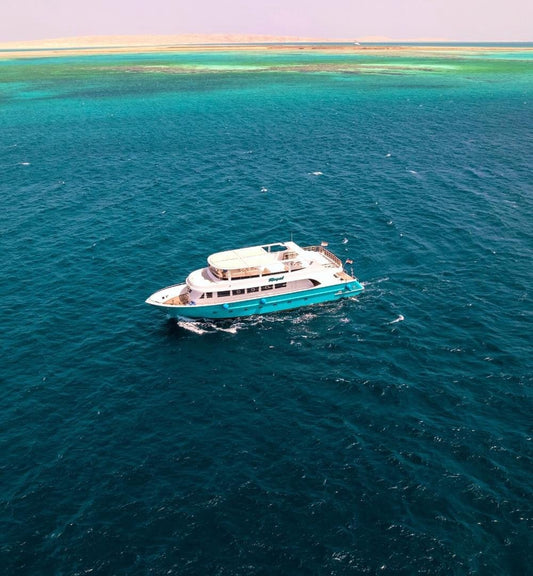 Hurghada: jednodniowa wycieczka luksusową prywatną łodzią