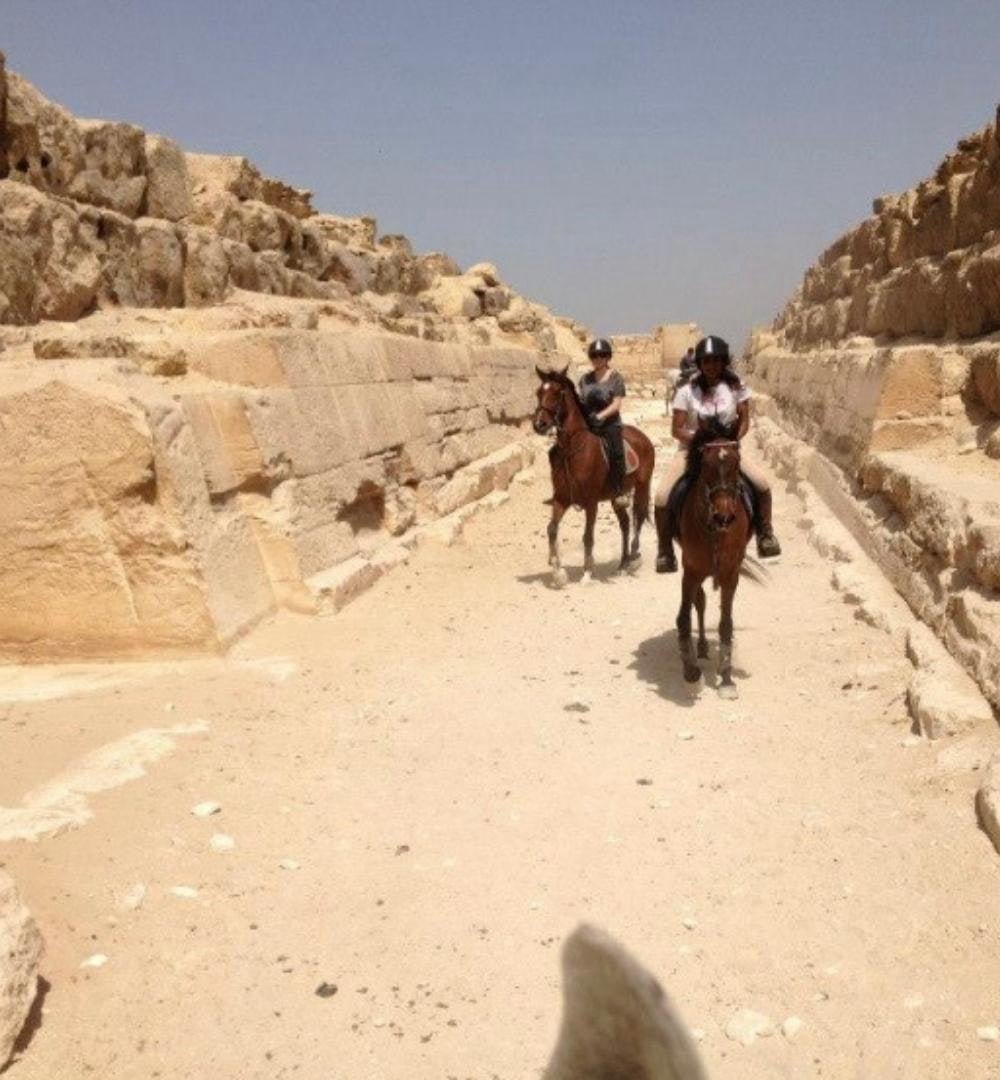 Cairo: Experimentați călărie de către Piramidele din Giza