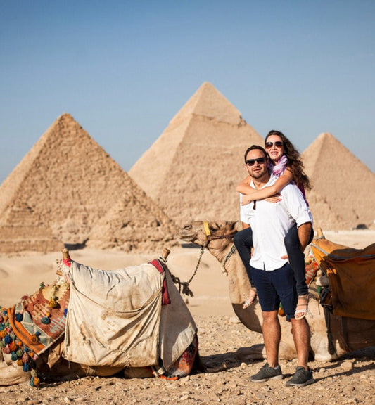 Pyramids, Bazaar, Citadel Tour with Photographer