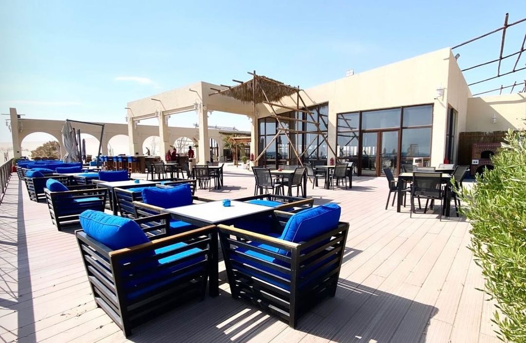 Doha: Al Majles Resort Camp Day Use with Optional BBQ Lunch or Dinner