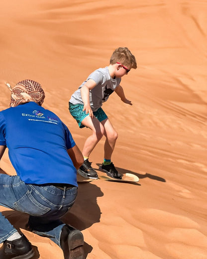 Dubai: safári 4x4 no deserto, passeio de camelo, quadriciclo e sandboard