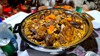 Doha : safari VIP d'une journée dans le désert avec dîner traditionnel de style bédouin
