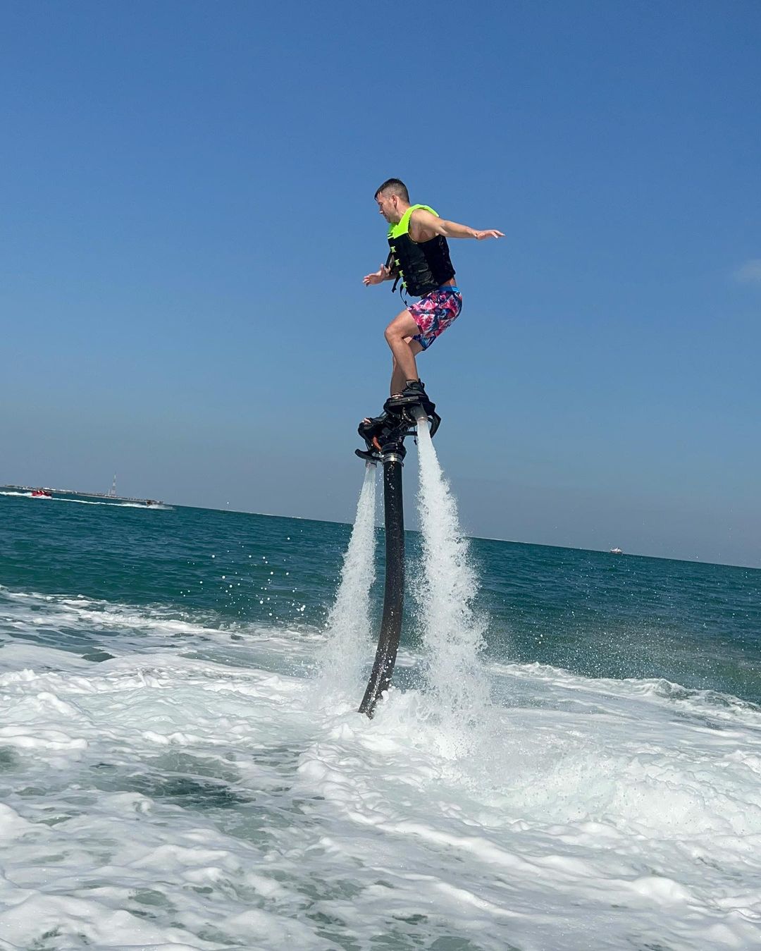 Dubaï : expérience combinée jet ski et flyboard à Dubaï