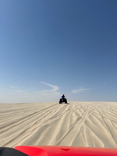 Doha : aventure en buggy dans les dunes sans chauffeur dans le désert Sealine du Qatar