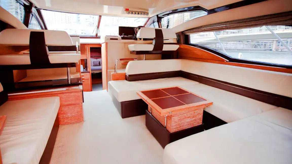 Dubai: Azimut-boot 48 ft privéboottocht