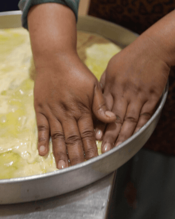 Cairo: Feteer Meshaltet and Dates Cooking Experience
