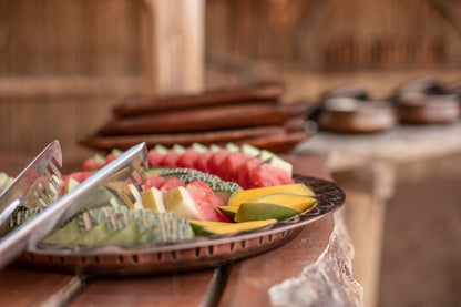 Dubai: Bedouin Desert Safari with Traditional Breakfast
