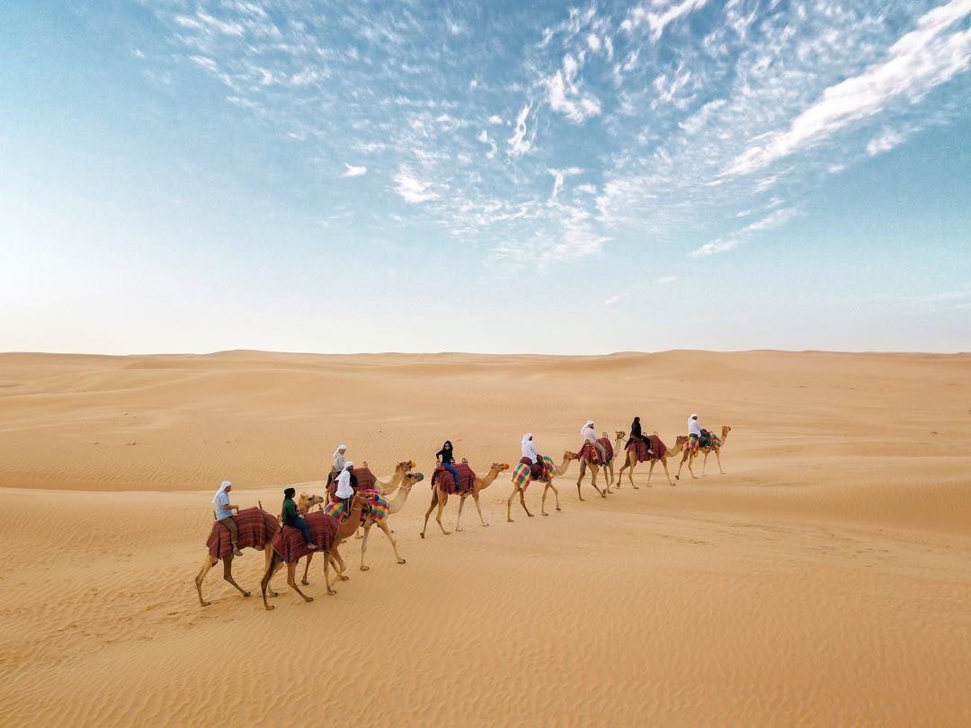Dubai: Bedouin Desert Safari with Traditional Breakfast