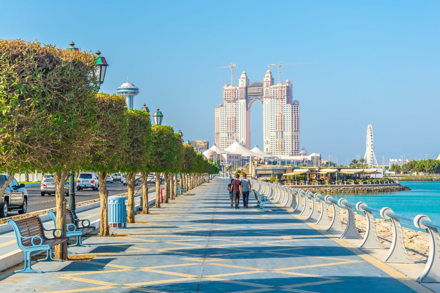 Din Dubai: tur premium de vizitare a obiectivelor turistice Abu Dhabi de o zi întreagă