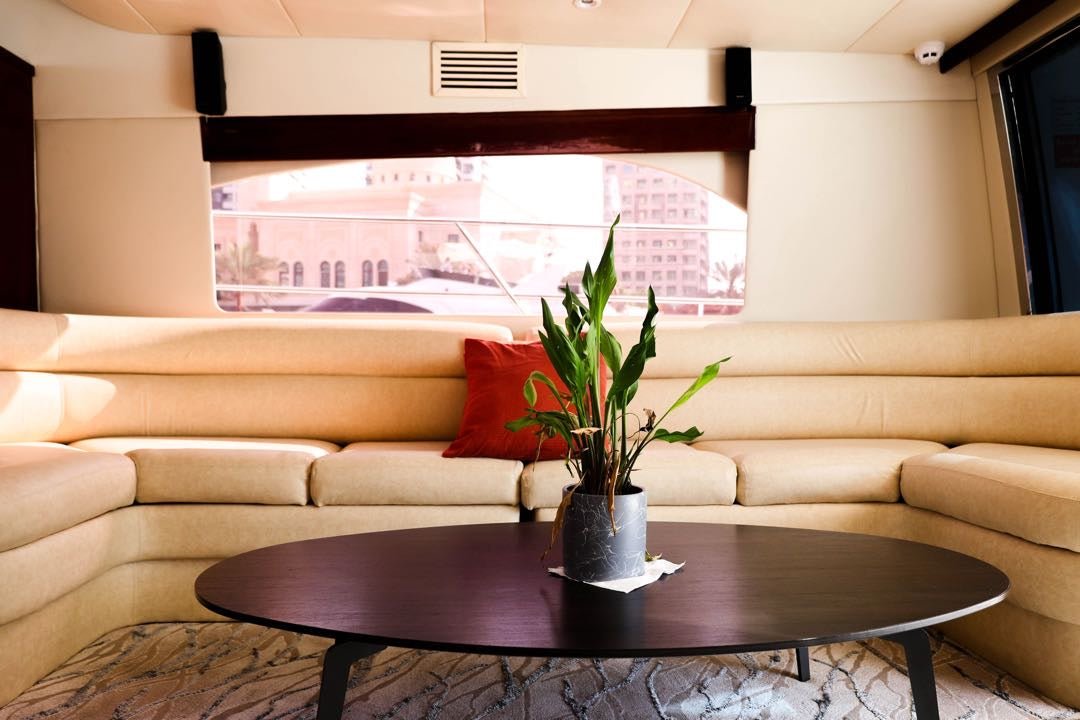 Dubai: Privatvermietung einer Wukong 68-Fuß-Luxusyacht