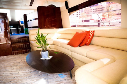 Dubai: Privatvermietung einer Wukong 68-Fuß-Luxusyacht