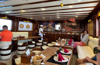 Sharm: Cruzeiro Premium com Snorkeling e Almoço Buffet com Churrasco